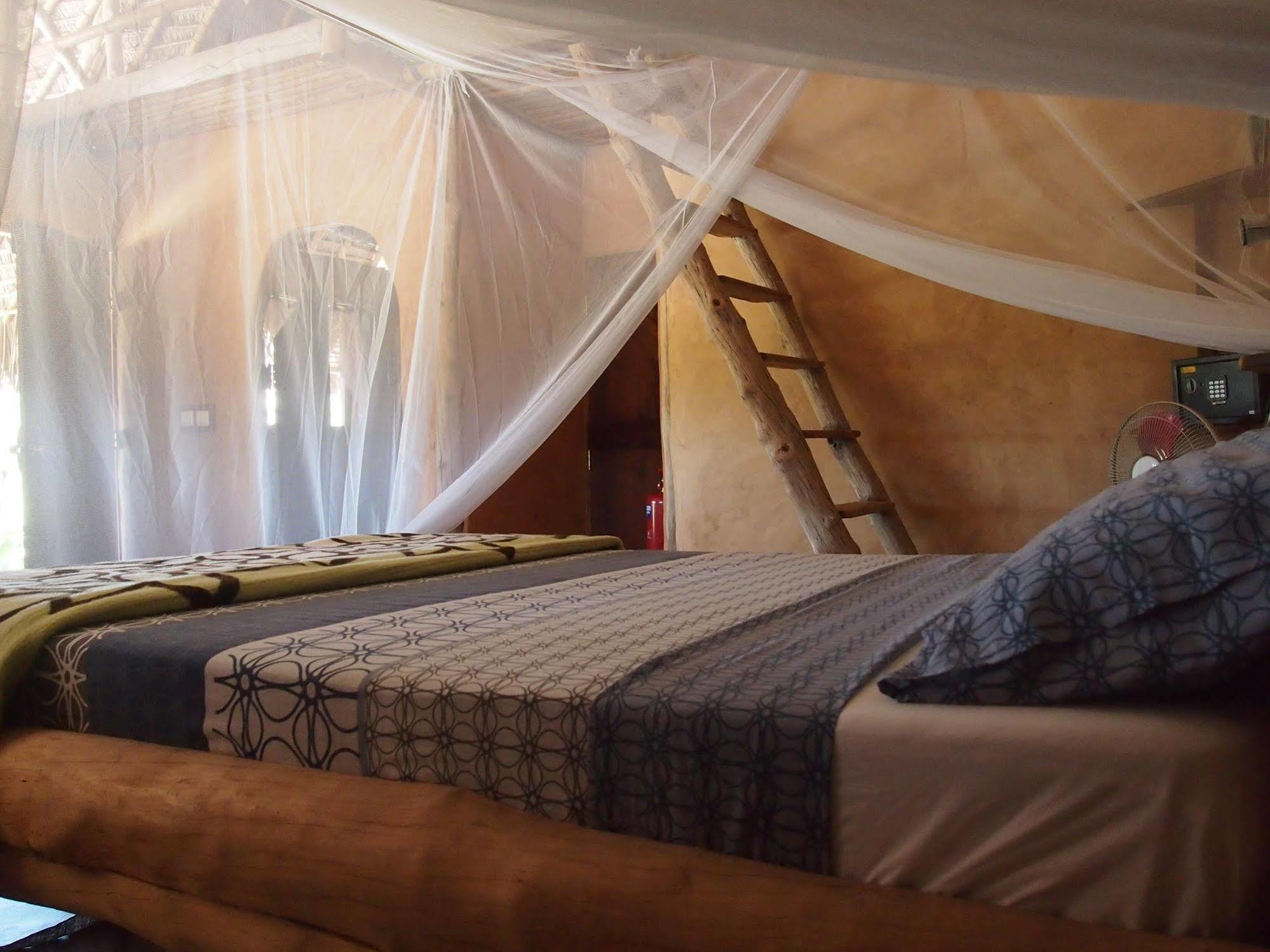 Ulala Lodge Murrebue エクステリア 写真